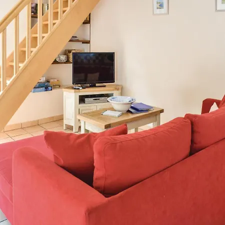 Three-bedroom Holiday In Prázdninový dům